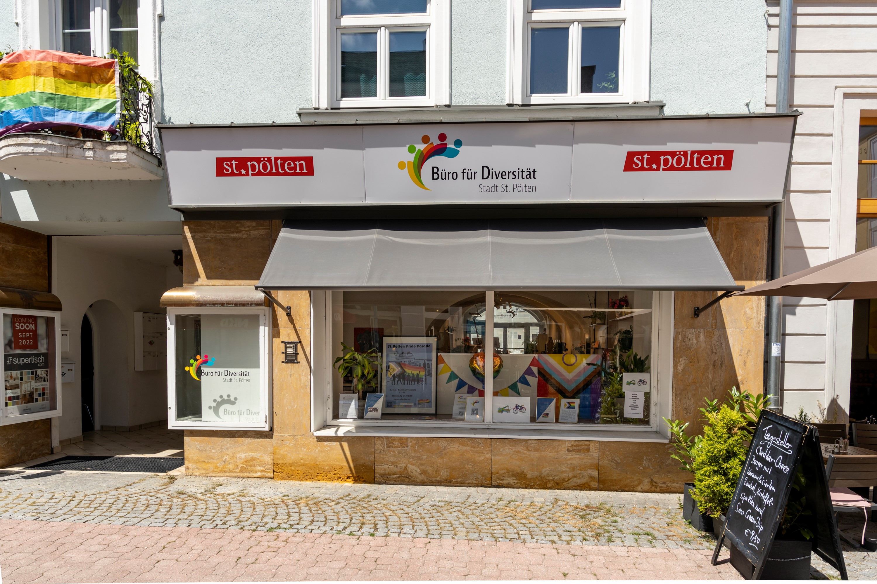 Diversität im Pop-Up Büro.jpg