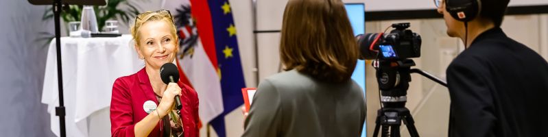 Datei:Presse schmal.jpg