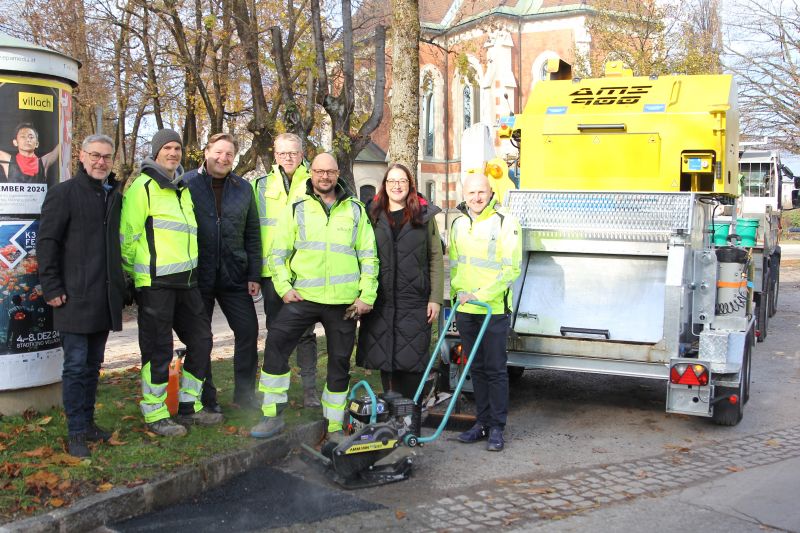 Datei:Kreislaufwirtschaft in der Straßenerhaltung.jpg
